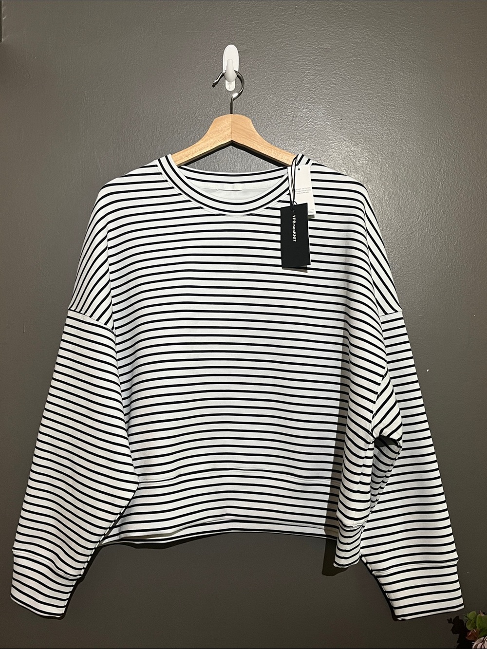 Abercrombie & Fitch YPB NeoKNIT Crew Sweatshirt NWT - Picture 11 of 11